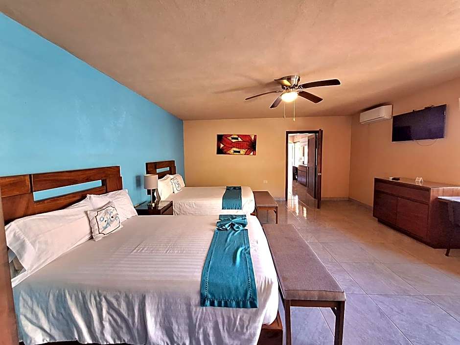 Pacific Inn hotel