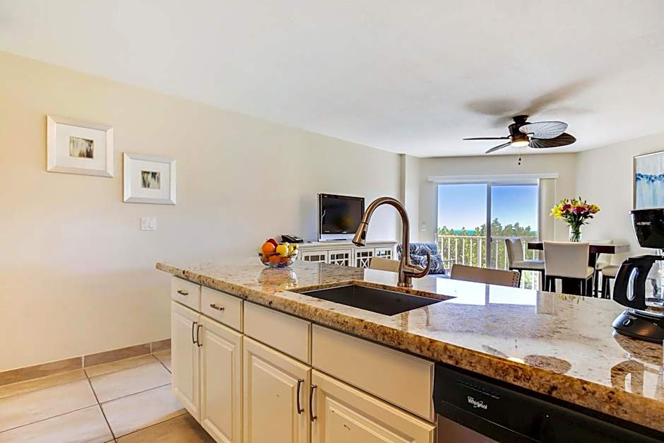 Ocean Pointe Suites at Key Largo