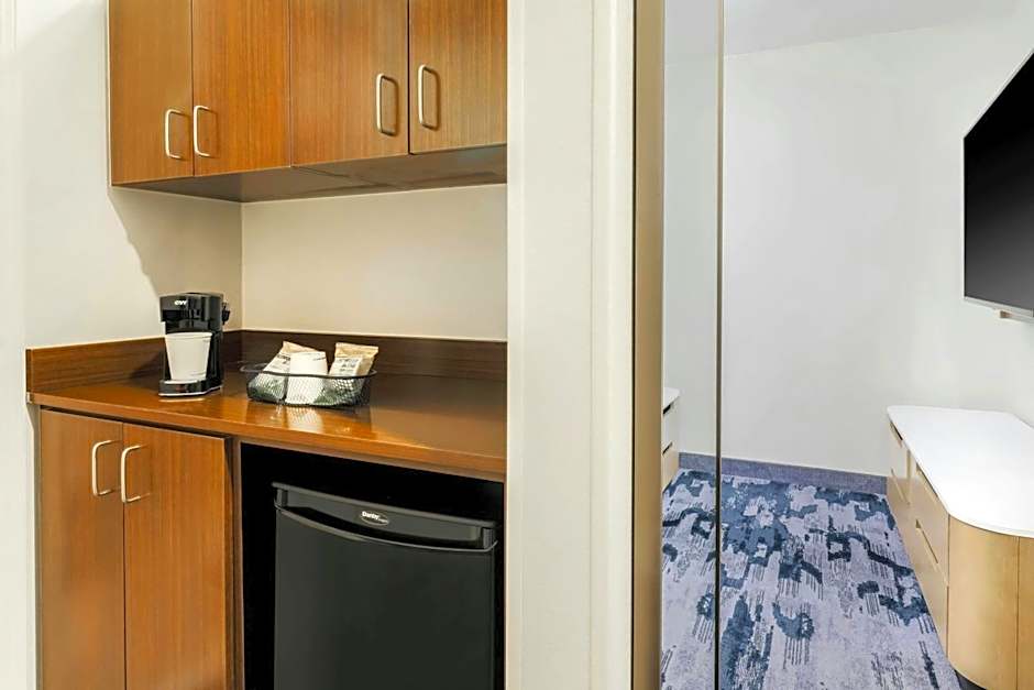 Fairfield Inn & Suites by Marriott San Jose Airport