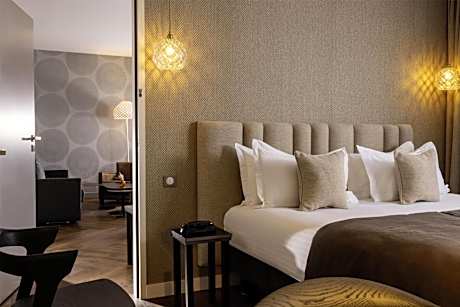 Family Queen Room