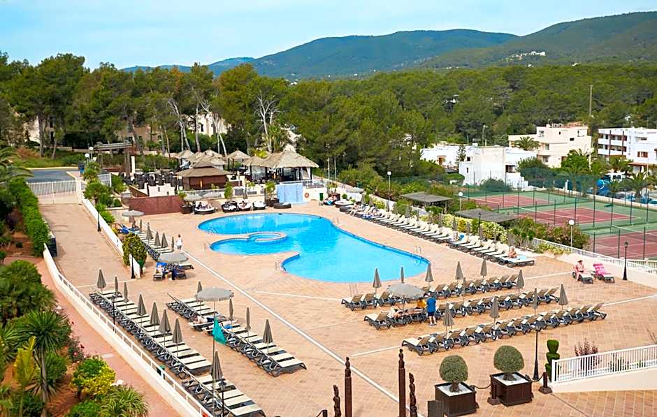 Invisa Hotel Club Cala Blanca