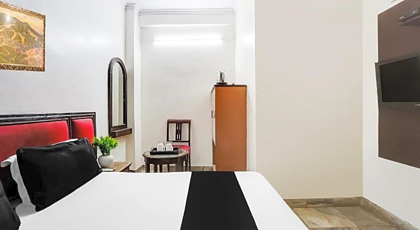 Hotel Chand Palace @ New Delhi Railway Station Delhi