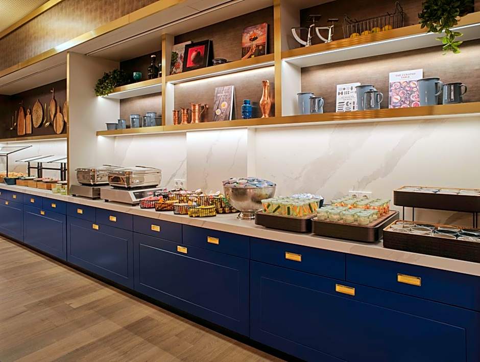 Adina Apartment Hotel Cologne