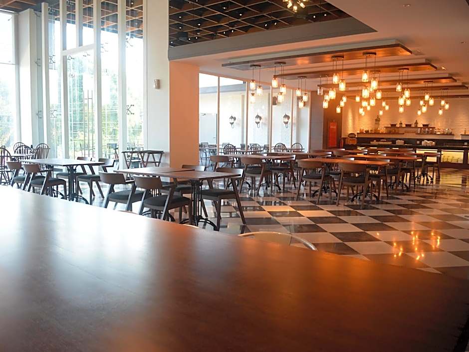 Luminor Hotel Jemursari By WH