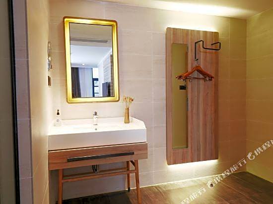 Hanting Youjia Hotel (Ningbo Tianyi Square Branch)