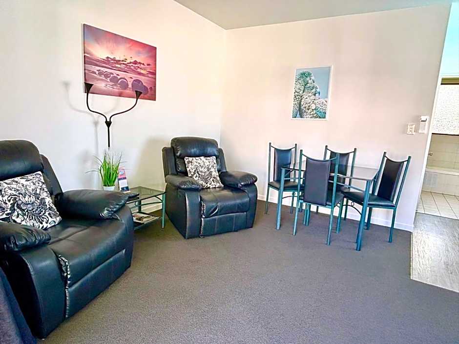 ASURE Phoenix Motor Inn