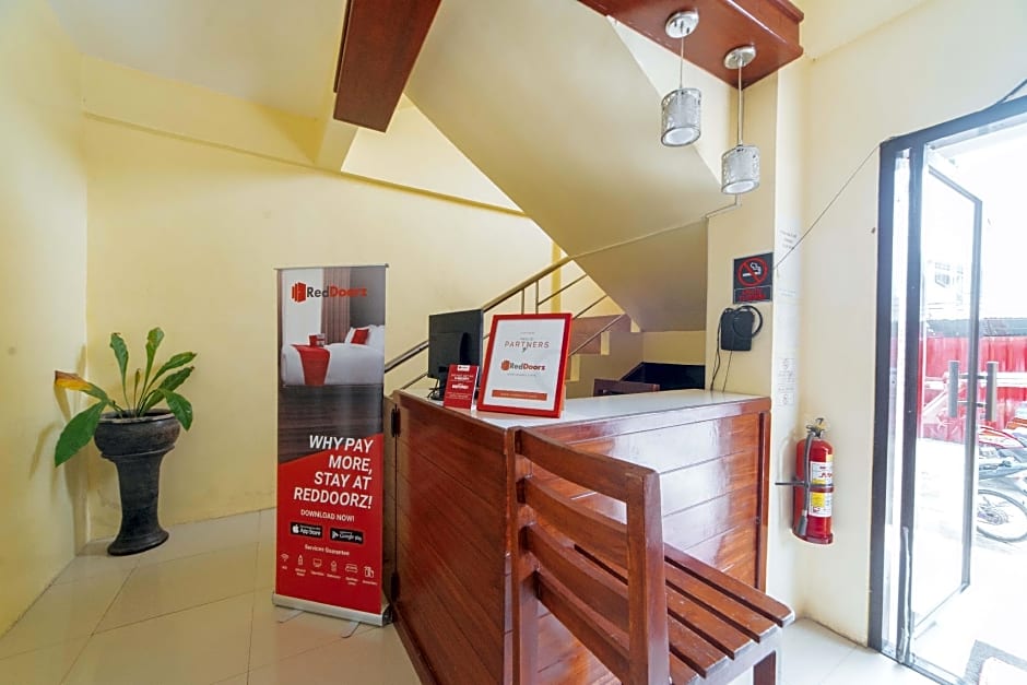 RedDoorz @ D Maagma Street