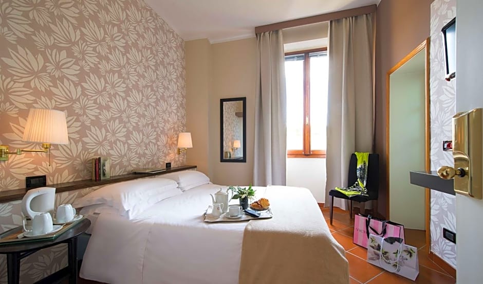 De La Pace- Sure Hotel Collection by Best Western