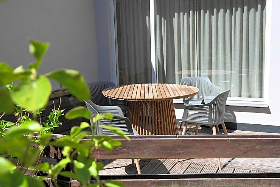 High Street Apartments