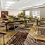 Holiday Inn Express And Suites Suisun City Napa Valley Area By IHG