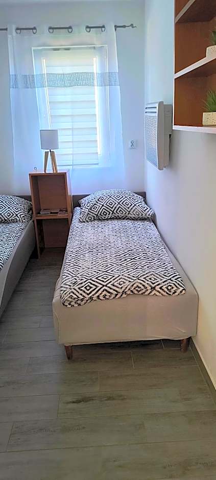 Domki Letniskowe oraz Chata Grillowa " Nad Zalewem "Bliżyn