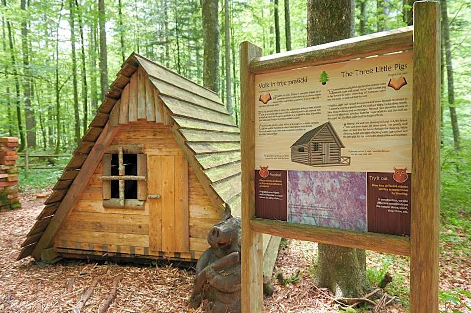 Eko hiša-Eco House Na razpotju