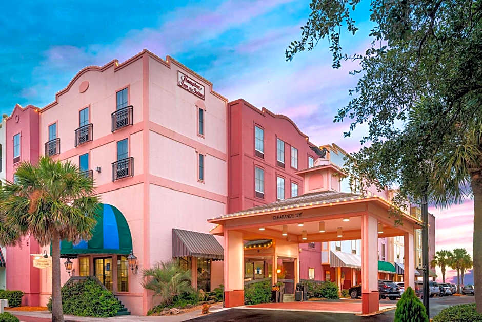 Hampton Inn & Suites Amelia Island-Historic Harbor Front