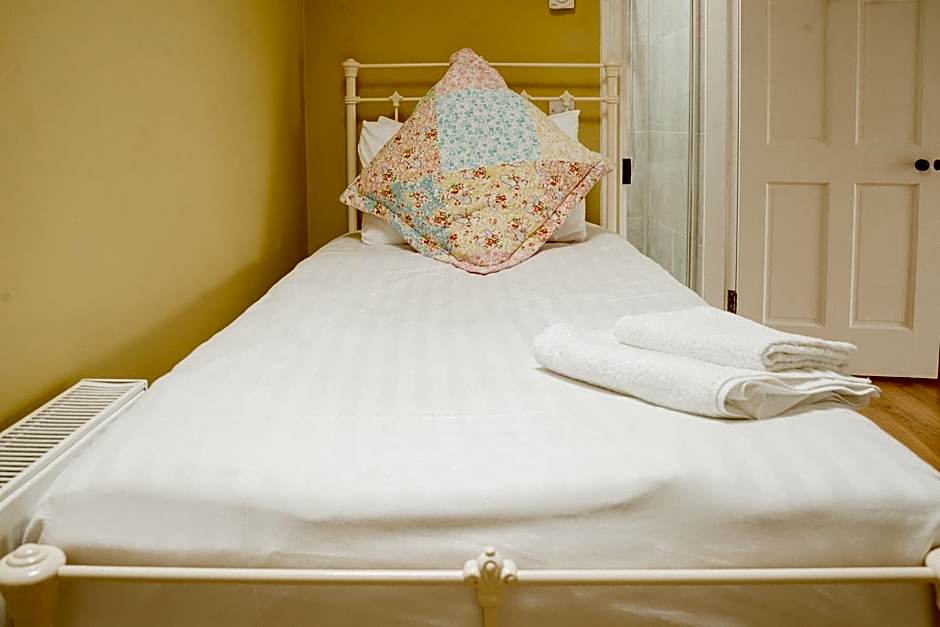 Abbeyview House B&B and Glamping