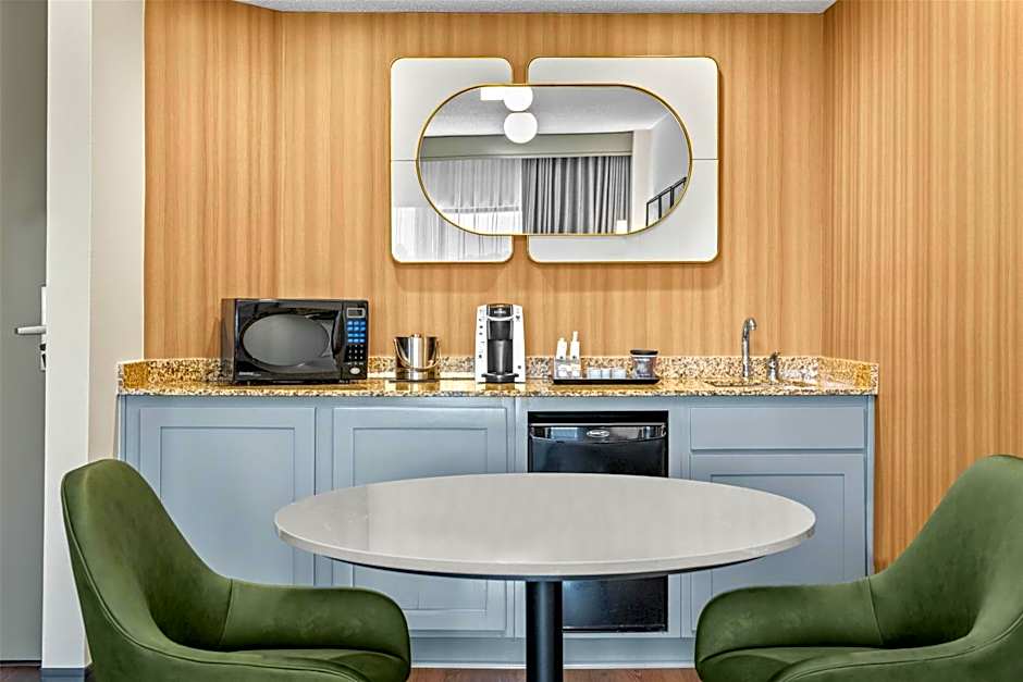 DoubleTree Suites By Hilton Raleigh-Durham