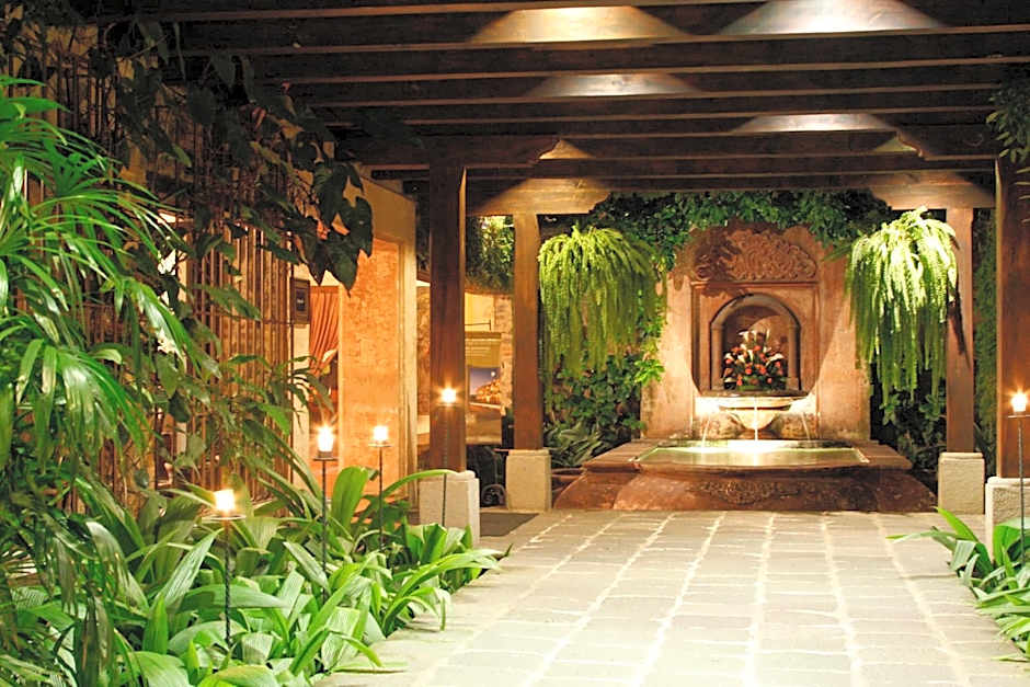 Porta Hotel Antigua