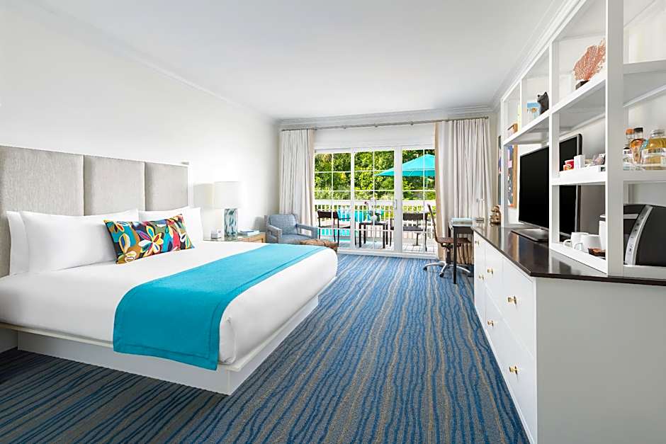 Photo 1 of 6 of 1 King Bed, Garden and Pool View, Balcony