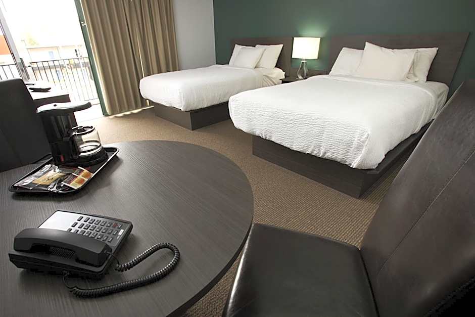 The Falls Hotel & Inn