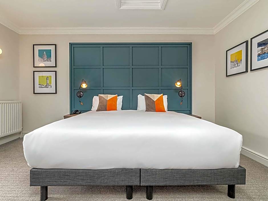 Mercure Salisbury White Hart Hotel