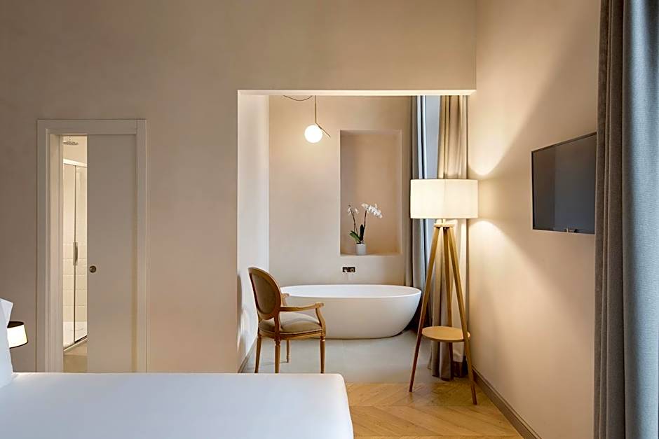 Opera35 Boutique Hotel