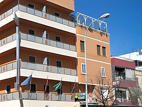 Hotel Torrezaf