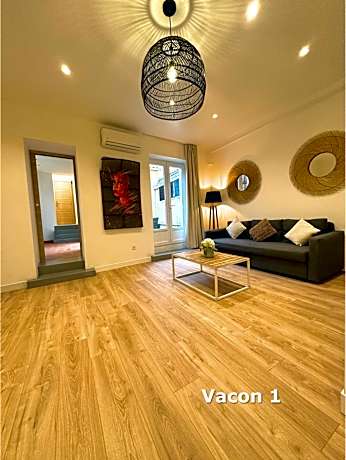 Two-Bedroom Deluxe Apartment with Balcony