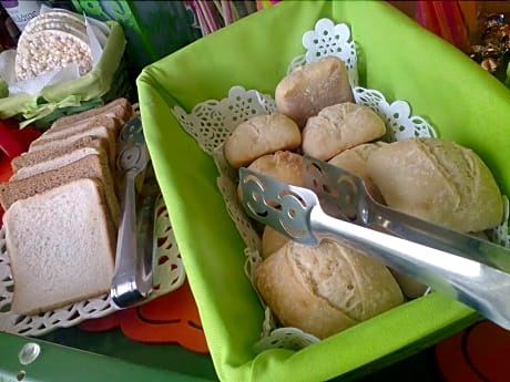 Anelia Boutique Studios & Apartments