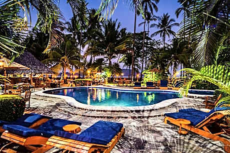 Tambor Tropical Beach Resort