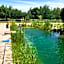 Château Fourclins Domaine privatif 16 personnes Parc & Bassin naturel Proche Toulouse