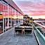 The Envoy Hotel, Autograph Collection by Marriott