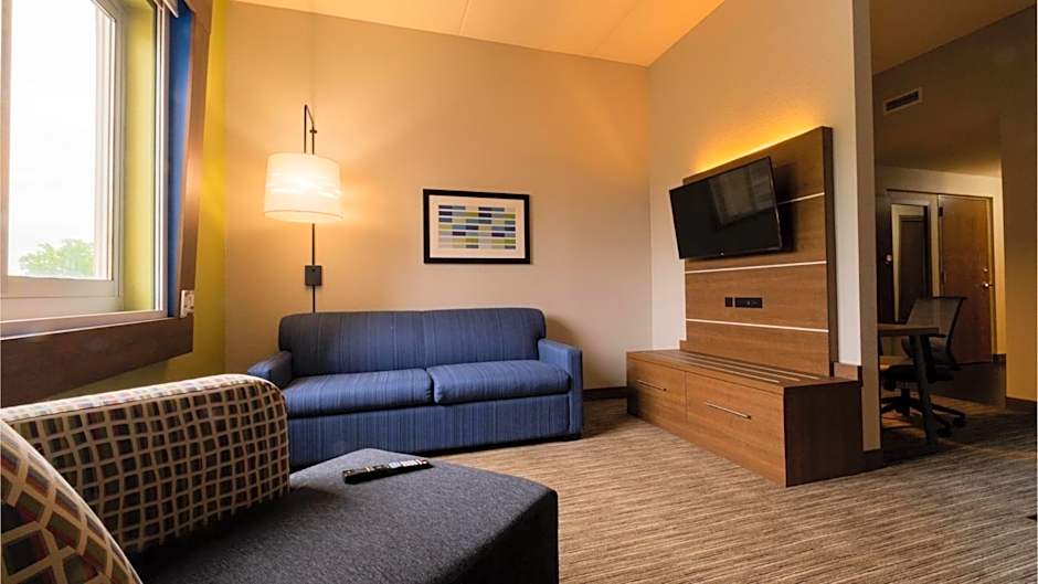 Holiday Inn Express Hotel & Suites Mankato East By IHG