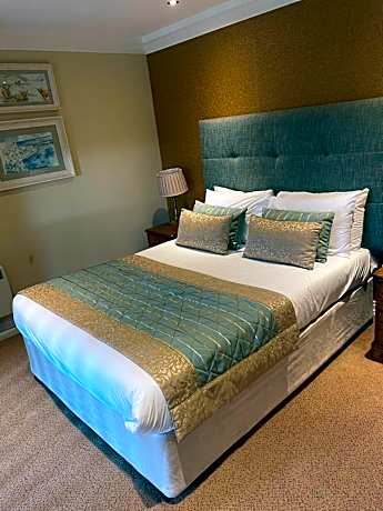 Studio Apartment Ground Floor (pets allowed)