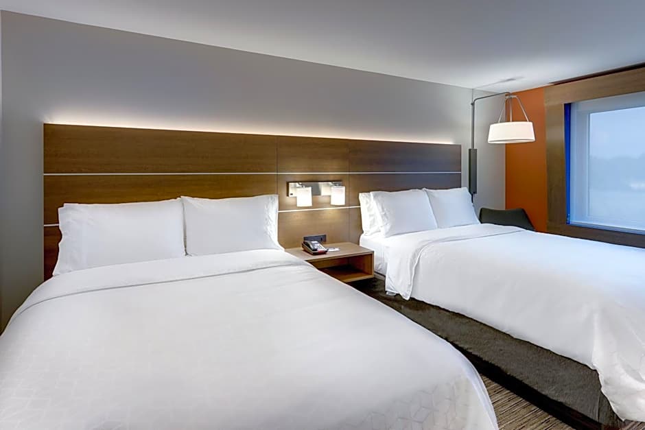 Holiday Inn Express & Suites Middletown - Goshen By IHG