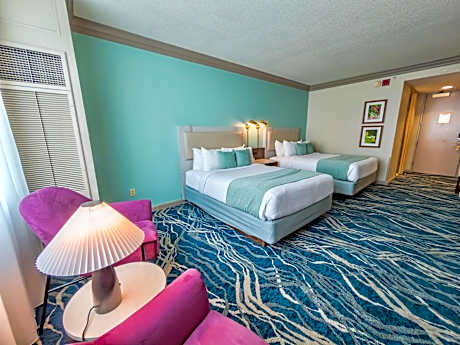 Queen Room with Two Queen Beds with Garden View