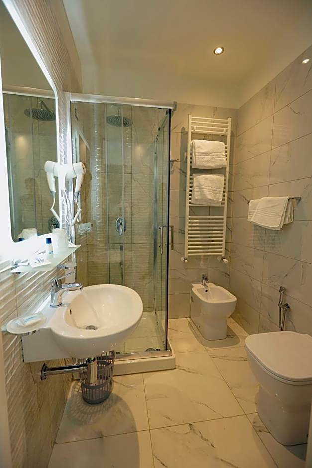 Garibaldi Suite
