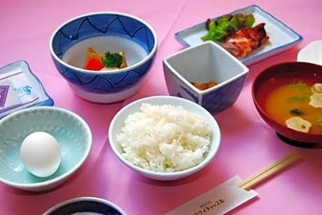 Japanese-Style Twin Room with Shared Bathroom