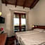 Hotel Caneo