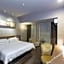 Haiyue Huantu Hotel (Zhongqi Store)