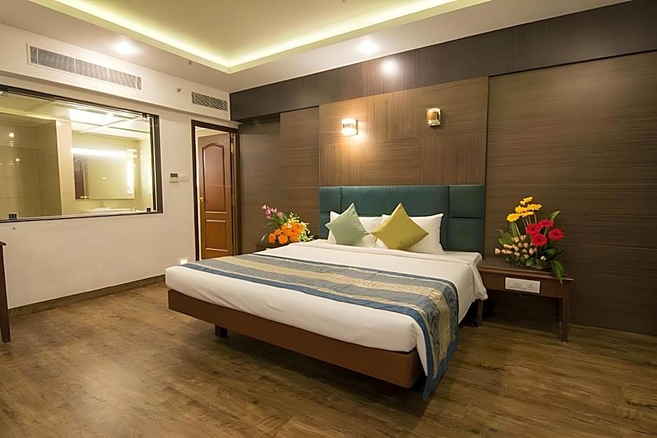 Shenbaga Hotel & Convention Centre