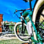 GARAGE47 Storica Officina Meccanica LOFT B&B iN PIENZA