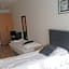 101 Guesthouse Hotel