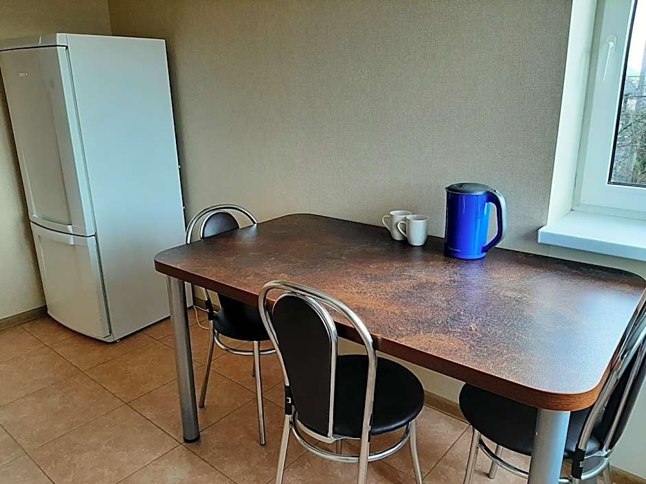 ROOMS FOR RENT