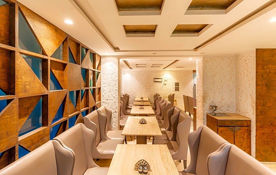 Treebo Supreme Grande