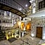 Risus Cave Hotel