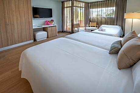 Single Room with Garden View