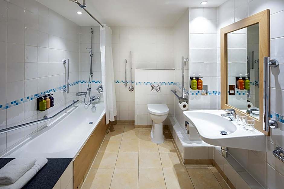 Holiday Inn High Wycombe M40 Jct.4 By IHG