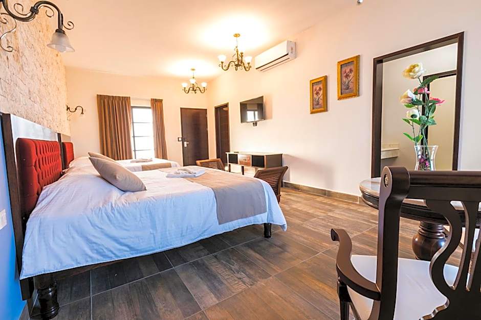 Hotel Los Frailes