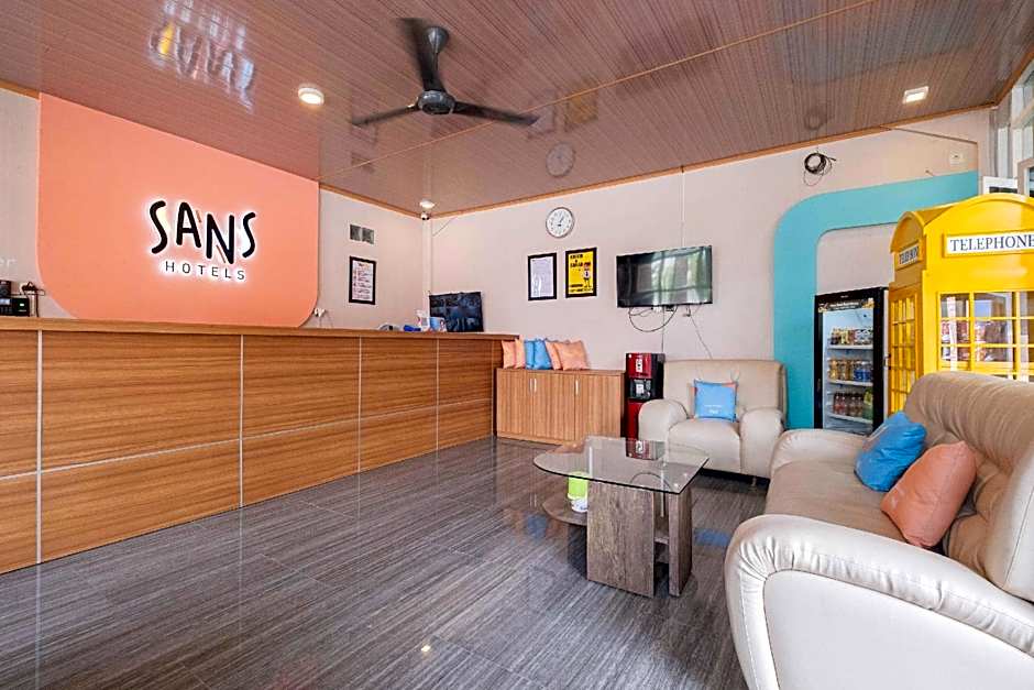 Sans WM Hotel Blitar