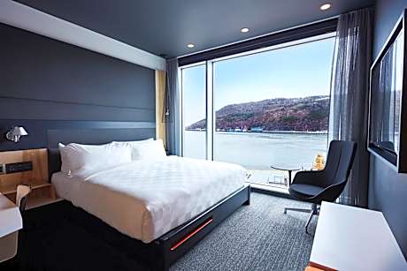Alt Hotel St. John's
