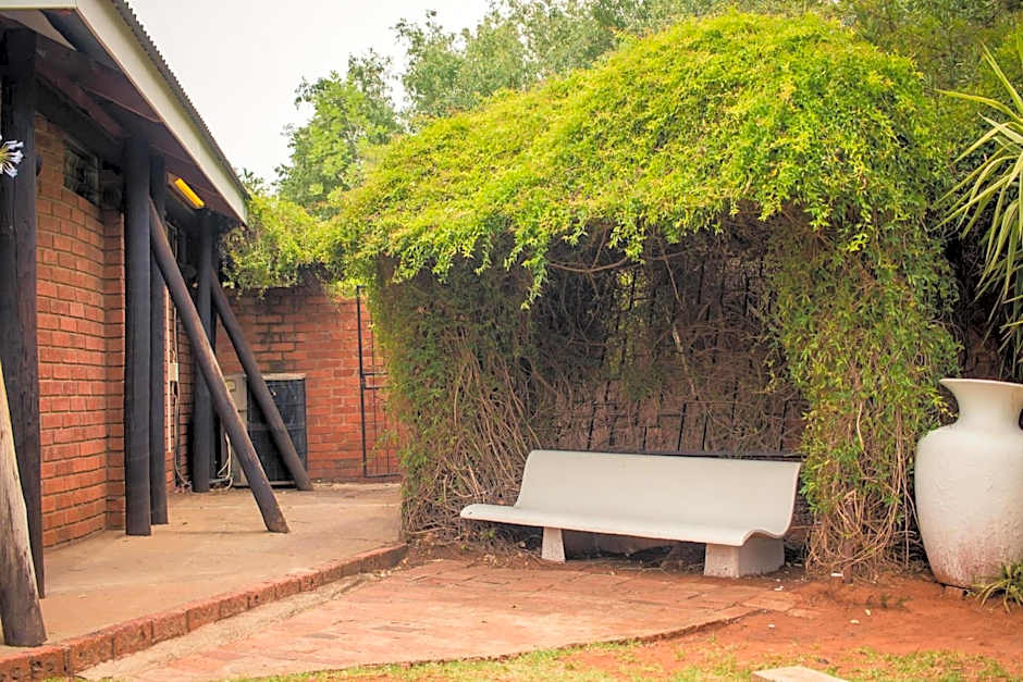 Horseshoe Inn and Conference Center